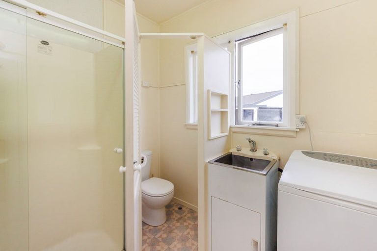 Photo of property in 15 Carter Crescent, Awapuni, Palmerston North, 4412