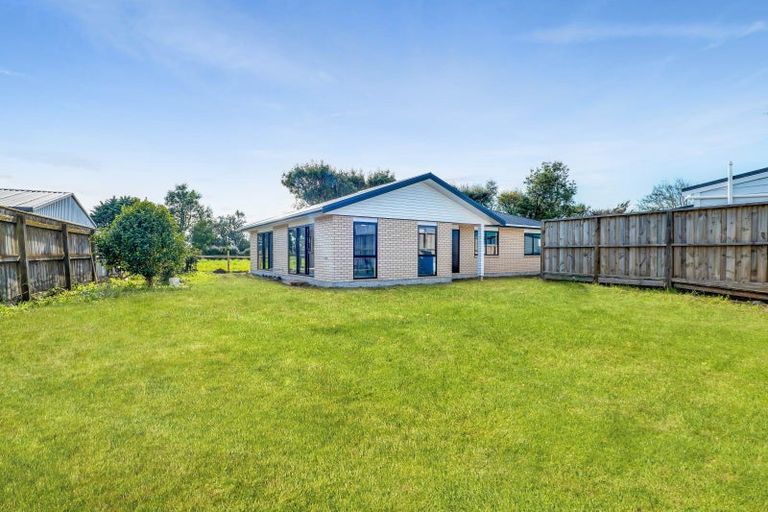 Photo of property in 603a Haowhenua Place, Hawera, 4674