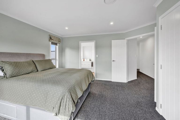 Photo of property in 7 Mercade Close, Stratford, 4332