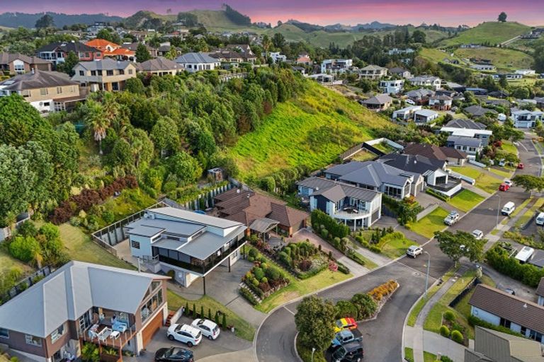 Photo of property in 48 Estuary View Road, Welcome Bay, Tauranga, 3112