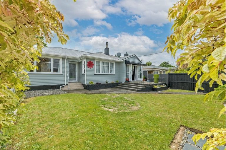 Photo of property in 4 Crewe Street, Pahiatua, 4910