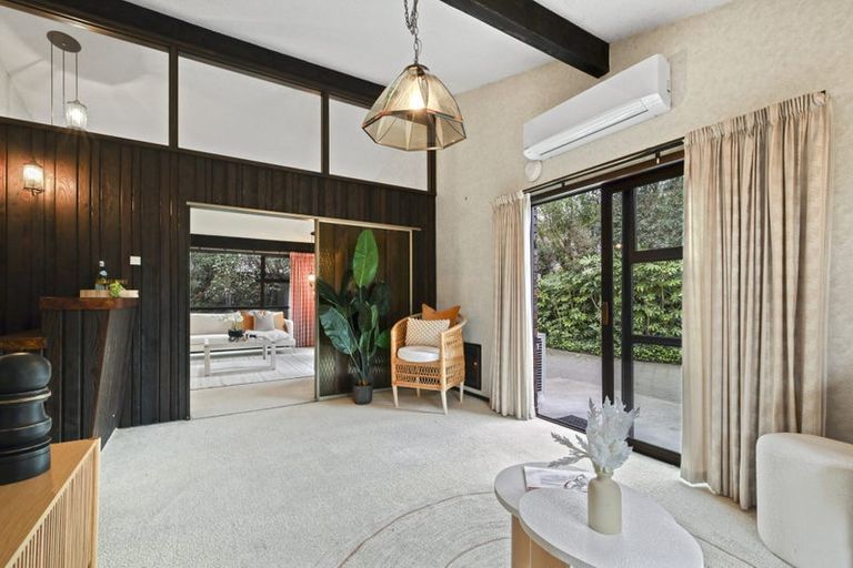 Photo of property in 18 Hawkswood Place, Avonhead, Christchurch, 8042