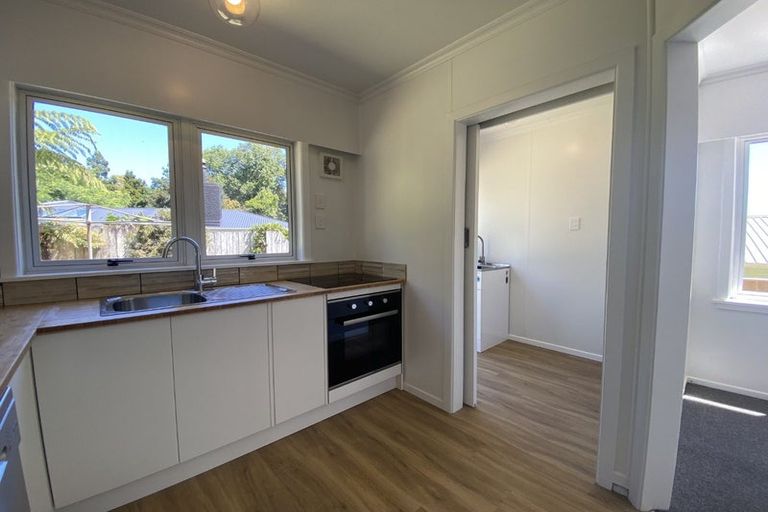 Photo of property in 6 Euclid Street, Vogeltown, New Plymouth, 4310