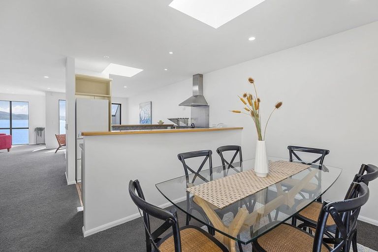 Photo of property in 5/148 Evans Bay Parade, Roseneath, Wellington, 6021