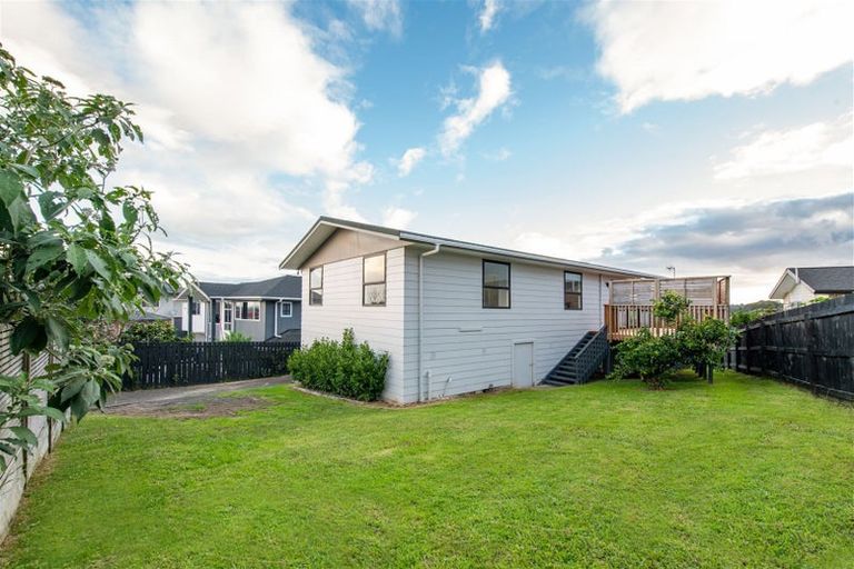 Photo of property in 150a Don Buck Road, Massey, Auckland, 0614