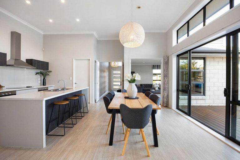 Photo of property in 38 Tulip Drive, Cambridge, 3434