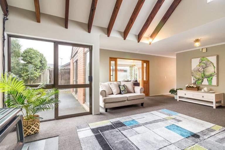 Photo of property in 66 Apsley Drive, Avonhead, Christchurch, 8042