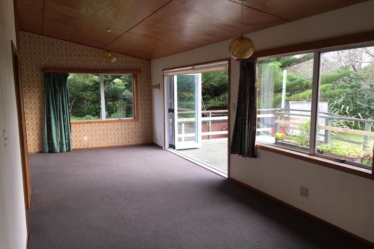 Photo of property in 186 Maunsell Road, Port Waikato, Tuakau, 2695