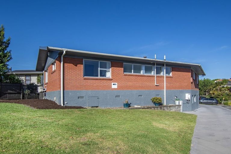 Photo of property in 8 Moa Place, Onerahi, Whangarei, 0110