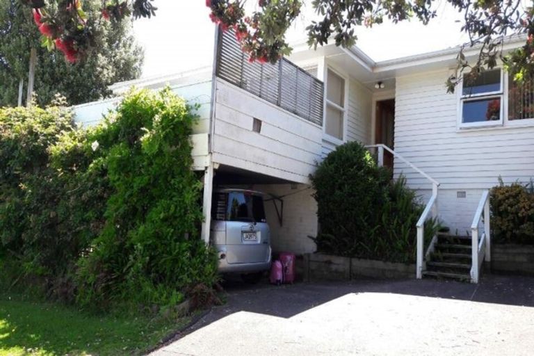 Photo of property in 5 Wycherley Drive, Bucklands Beach, Auckland, 2014