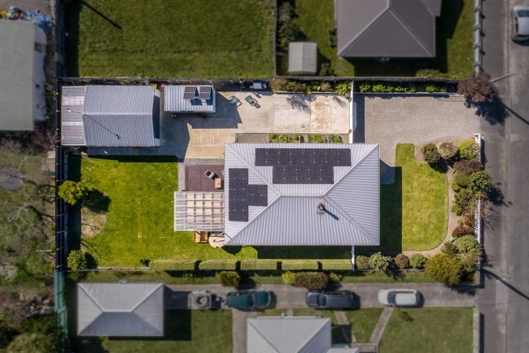 Photo of property in 31 Johnston Street, Featherston, 5710