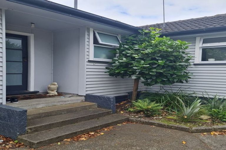 Photo of property in 73 Seddon Street, Takaro, Palmerston North, 4412