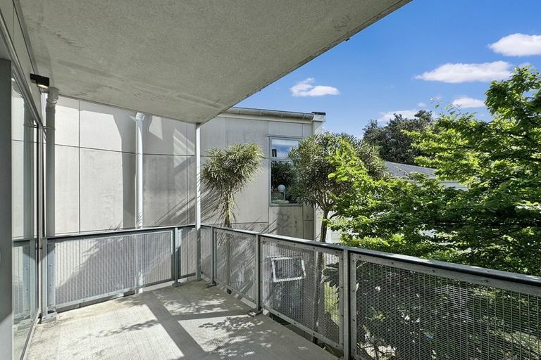 Photo of property in Masina Apartments, 204/80 Riddiford Street, Newtown, Wellington, 6021