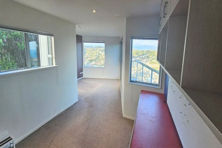 Photo of property in 74 Frobisher Street, Island Bay, Wellington, 6023