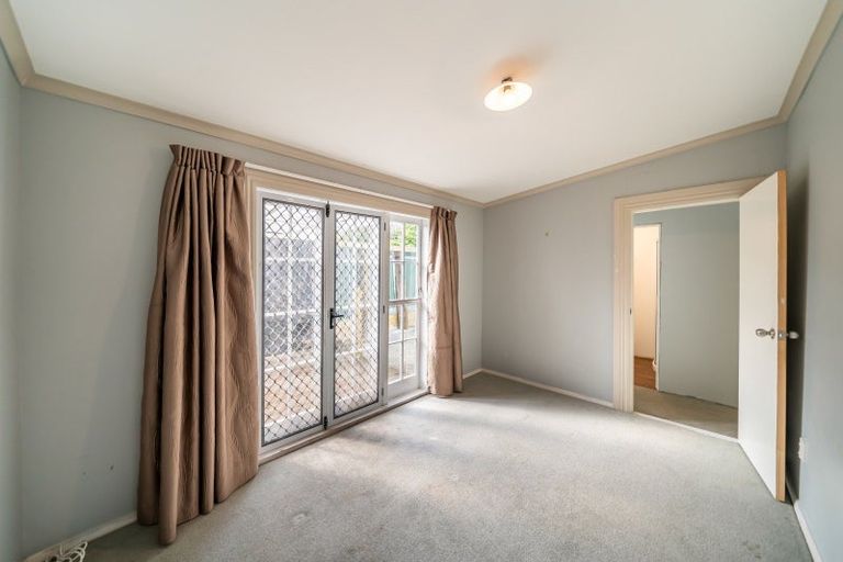 Photo of property in 19 Moores Valley Road, Wainuiomata, Lower Hutt, 5014