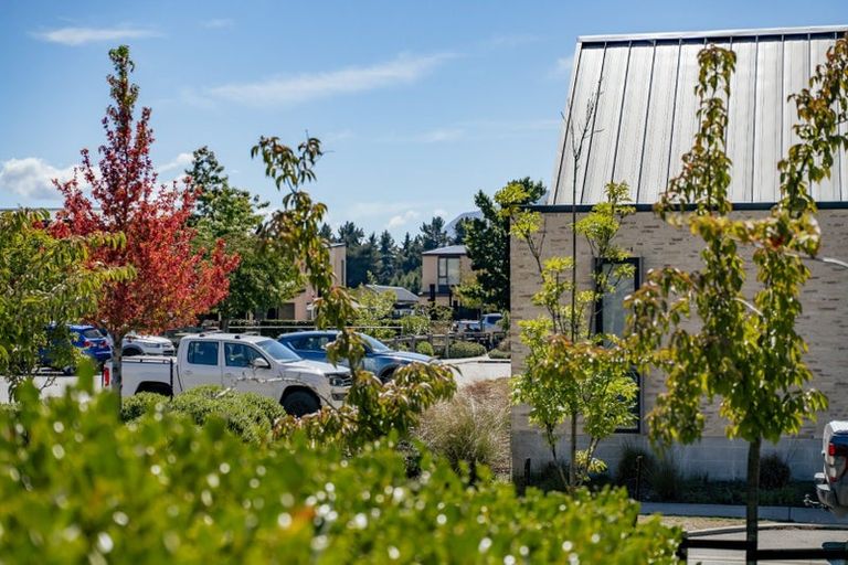 Photo of property in 43 Glen Dene Crescent, Wanaka, 9305