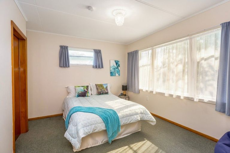 Photo of property in 27 Brooklyn Road, Carterton, 5713