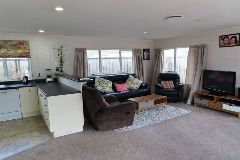 Photo of property in 1070a Fergusson Drive, Clouston Park, Upper Hutt, 5018
