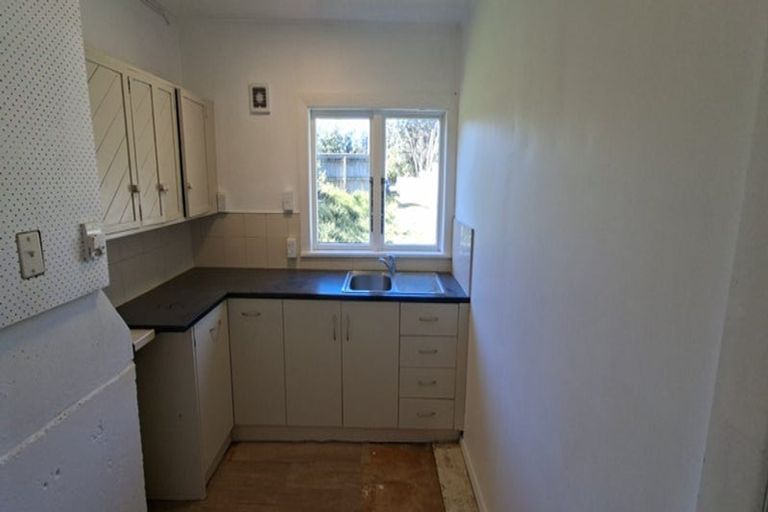 Photo of property in 21 Manuka Street, Otaki Beach, Otaki, 5512