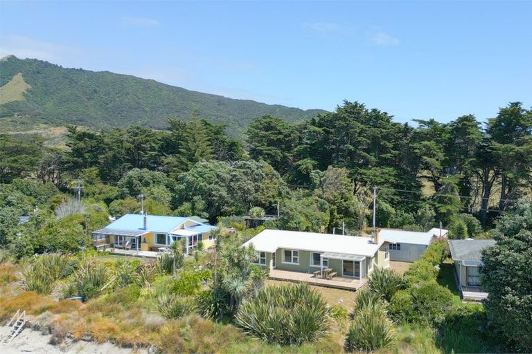 Photo of property in 1152 Collingwood-puponga Main Road, Pakawau, Collingwood, 7073