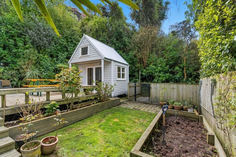 Photo of property in 7 Strathmore Crescent, Roslyn, Dunedin, 9010