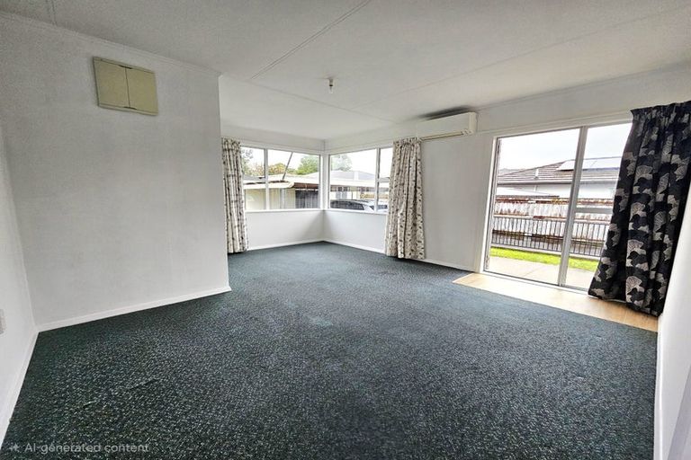 Photo of property in 2/106 Linton Street, West End, Palmerston North, 4410