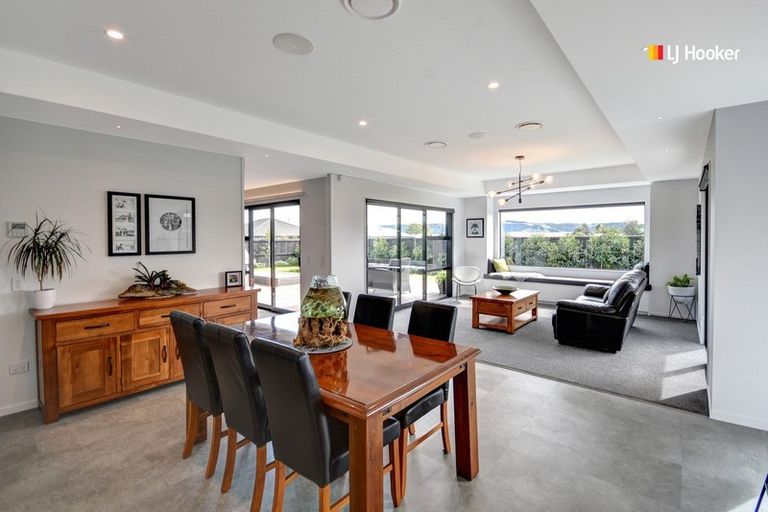 Photo of property in 10 Kinloch Place, Mosgiel, 9024