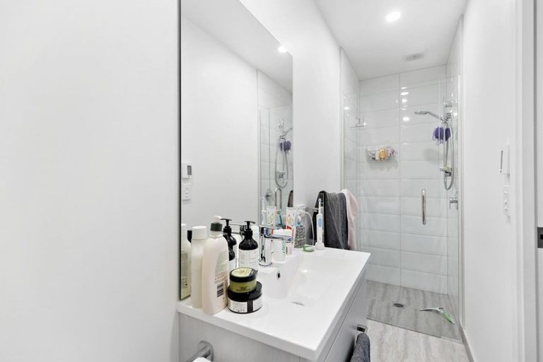 Photo of property in 41 Red Cottage Drive, Lake Hayes, Queenstown, 9304