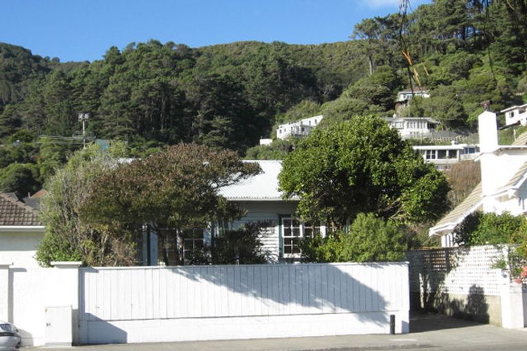 Photo of property in 95 Muritai Road, Eastbourne, Lower Hutt, 5013