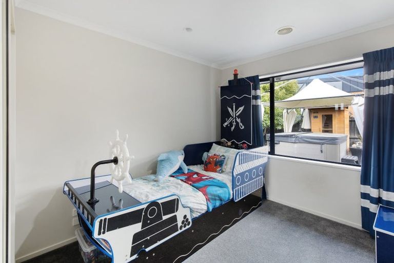 Photo of property in 2 Riverside Lane, Spencerville, Christchurch, 8083