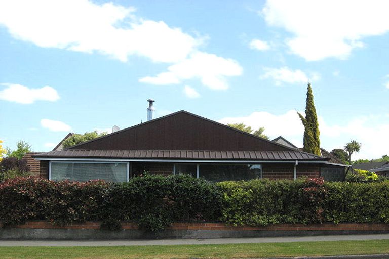 Photo of property in 49b Ambleside Drive, Burnside, Christchurch, 8053
