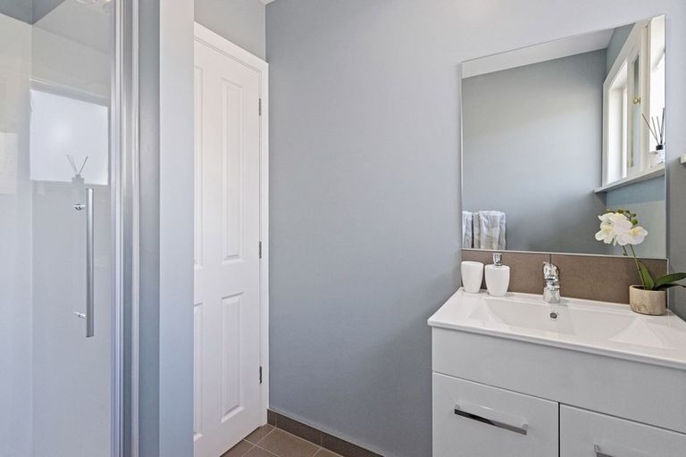 Photo of property in 151 Olliviers Road, Phillipstown, Christchurch, 8011