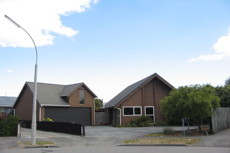 Photo of property in 9 Portnall Place, Parklands, Christchurch, 8083