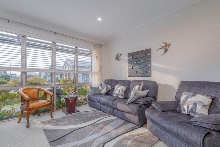 Photo of property in 12 Easby Way, Flagstaff, Hamilton, 3210