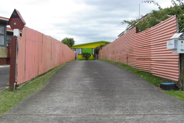 Photo of property in 6 Windrush Close, Mangere, Auckland, 2022