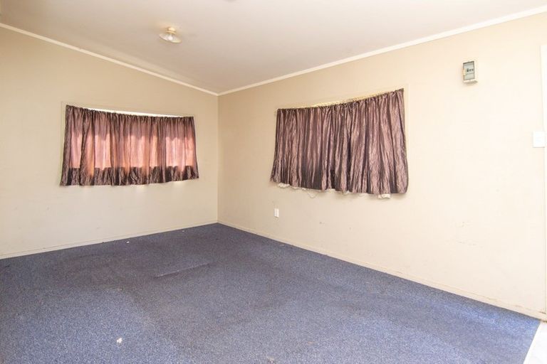 Photo of property in 10 Thames Street, Roslyn, Palmerston North, 4414