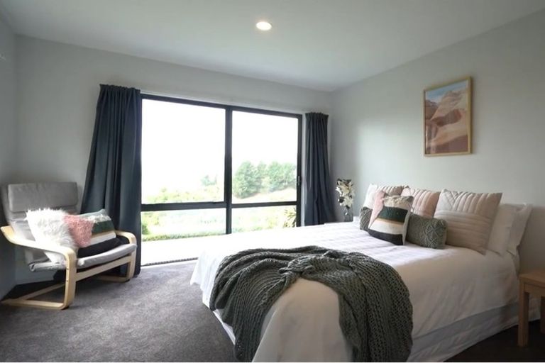 Photo of property in 69 Ravensdale Rise, Westmorland, Christchurch, 8025