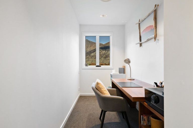 Photo of property in 24 Marshall Avenue, Lake Hayes, Queenstown, 9371