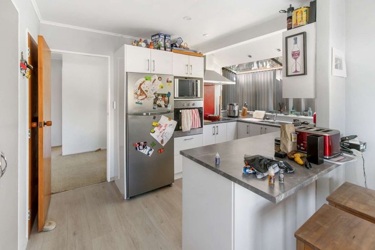 Photo of property in 16 Langwell Place, Papakowhai, Porirua, 5024