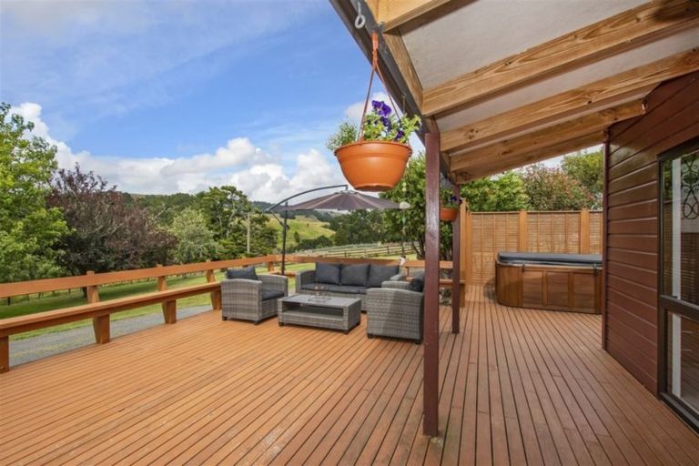 Photo of property in 12 Irvine Road, Purua, Whangarei, 0176