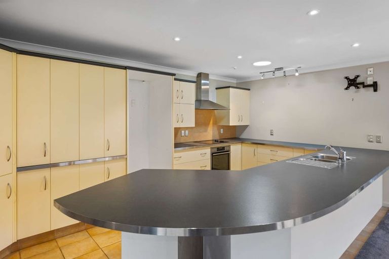 Photo of property in 64 Royal Oak Drive, Kelvin Grove, Palmerston North, 4414