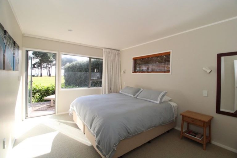 Photo of property in 800 Matarangi Drive, Matarangi, Whitianga, 3592