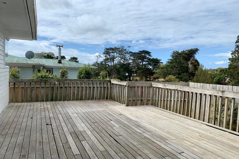 Photo of property in 52 Ennis Avenue, Pakuranga Heights, Auckland, 2010