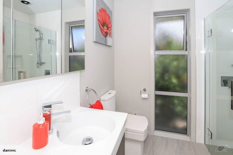 Photo of property in 12 The Rocks, Flagstaff, Hamilton, 3210