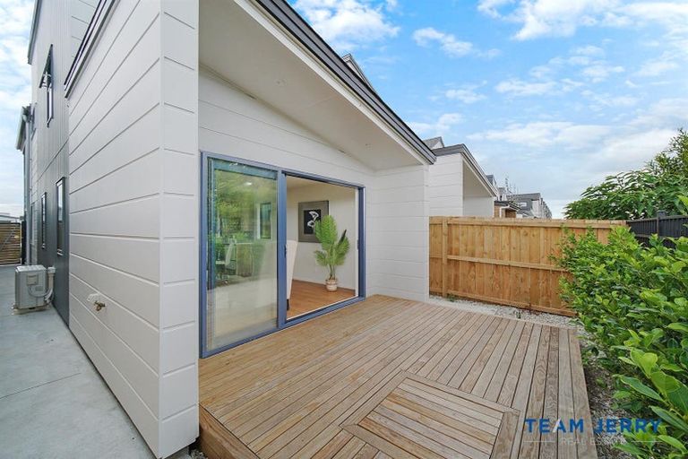 Photo of property in 27 John Gray Street, Papakura, 2110