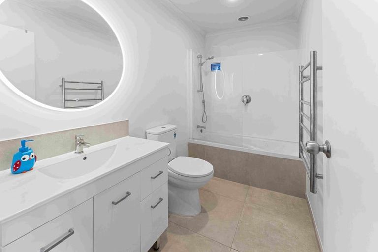 Photo of property in 23 Kutukutu Street, Takanini, 2112