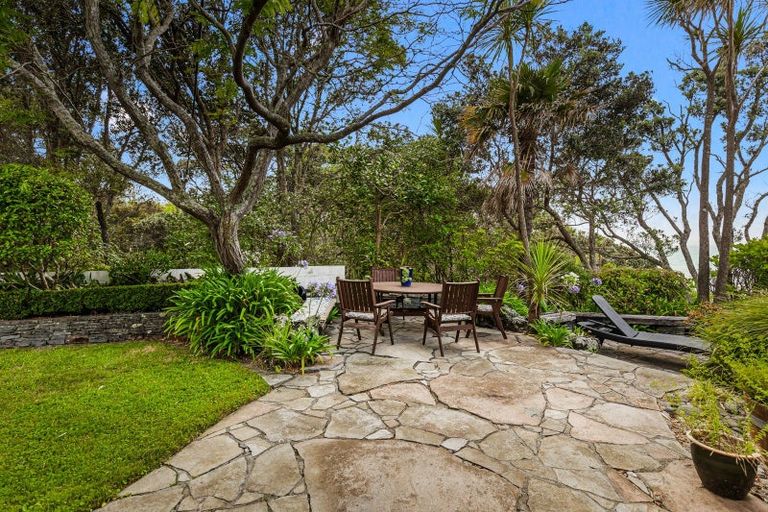 Photo of property in 75 Cliff Road, Torbay, Auckland, 0630