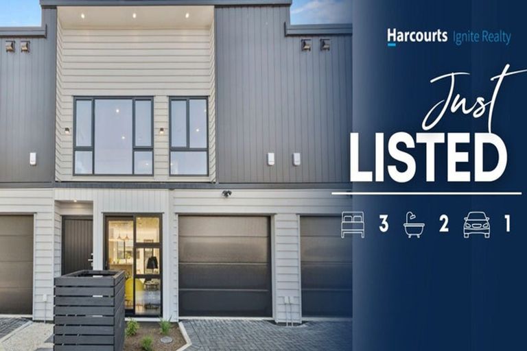 Photo of property in 2/12 William Street, Mangere East, Auckland, 2024