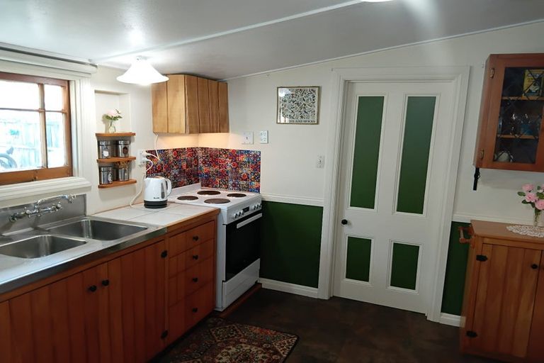 Photo of property in 9 Gladstone Street, Westport, 7825