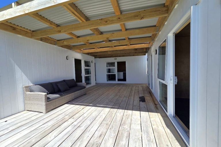 Photo of property in 105 Taupata Way, Matarangi, Whitianga, 3592
